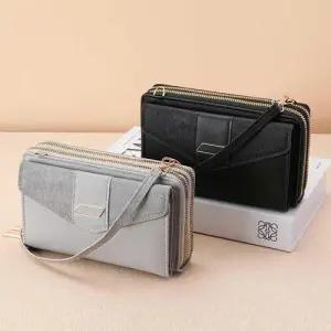 가죽 2단 지퍼 지갑 넉넉한수납 여행 가방으로도 활용 WCAAB61