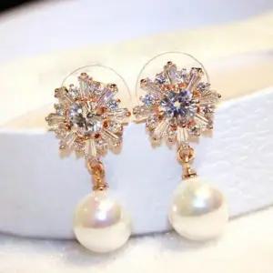 시어 플래시 꽃 큐빅 스타 진주 귀걸이-핑크골드 WC8A6C8