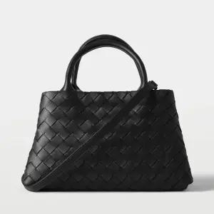 보테가베네타 인트레치아토 로마 토트백 607326 V3UH3 8803