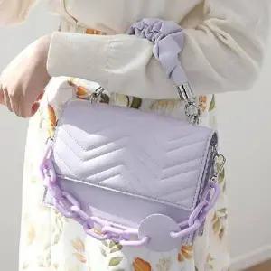 셔링 여성백 사각미니백 예쁜 대학생가방 체인장-WFIM3YJ