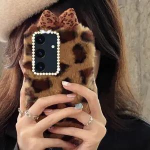 유니커블 갤럭시 Z폴드 Z플립 6 5 4 3 레오파드 리본 털 케이스