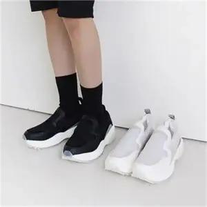 [오노마] ONM 여성 끈없는 키높이운동화 슬립온st 굽높이 4cm (S8304547)