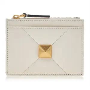 [라벨루쏘] [ 가라바니] 나파 가죽 로만 스터드 지퍼 지갑 1W2P0Y06 BSF 098