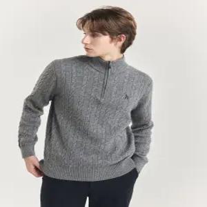 헤지스 남성 24FW 그레이 울 하프 집업 케이블 니트 HZSW4D326G2