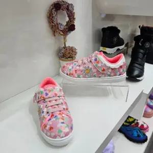 sh06 하트하트운동화 TSX51FFA02 (28800648)