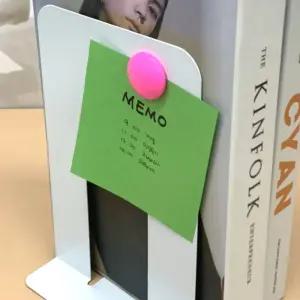 T자형 책꽂이 북엔드 화이트 2P/책/고정대/지지대/보관/수납/정리/북앤드/책장/가정용/사무실/철제/논슬립