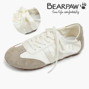 [롯데백화점]베어파우 [여성] BRIA 브리아 BEARPAW 아이보리 플랫 스니커즈 K3010030RA-W