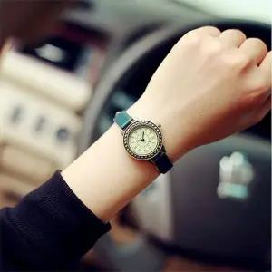 로망스 아날로그 손목시계 여성 가죽시계 (WFHJIRX)