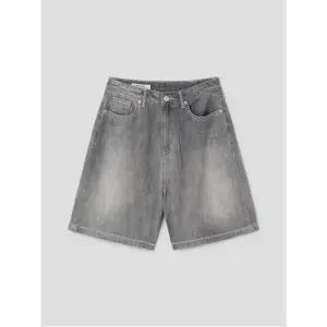 워싱 데님쇼츠  라이트 그레이 (355725LPF2)