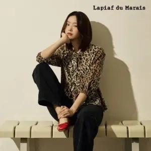 라삐아프 25FW 리본 퍼프 슬리브 블라우스 1종[런칭 가격 79,900원]