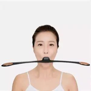 얼굴 리프팅 운동 1 피스 A. 세트의 마우스 탄력 팔자주름 모델 화이트 볼 강화 블랙