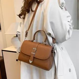 레더 벨트장식 토트 크로스백 (WFJ65H7)