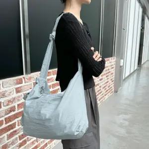 바스락 나일론 숄더백1 (WFJ65WR)