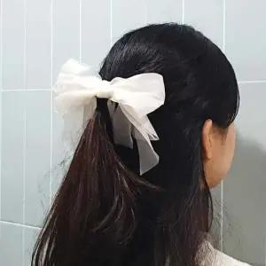 올림머리 쉬폰 왕리본 바나나핀 화이트 집게 핀