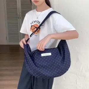 미콘 22318 여성 패턴무늬 반달 숄더백 크로스백