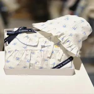 [블루독베이비 10] 26SS신상(BL)부케플라워바디수트프린세스양말세트 (1461700401601110)