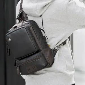 [하프클럽/]슬링 백 남성 오피스룩 가죽 크로스 백 스퀘어 디자인