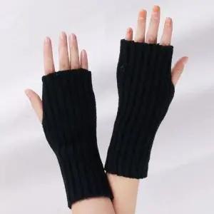 [하프클럽/]손목 따뜻한 패션 손목토시 니트 방한