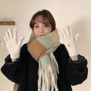 [하프클럽/]곰돌이장갑 귀여운 여성패션 겨울자수장갑