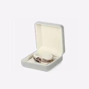 [하프클럽/]벨벳 쥬얼리 캐주얼 보관함 보석함 필수템 선물함 팔