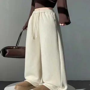 여성겨울데일리 와이드핏 여성 기모내피 바지 3컬러 밴딩팬츠 패션바지 겨울