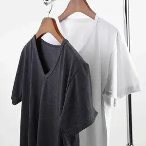 기본 브이넥 반팔 면티셔츠 남자 케주얼 레이어드 레이어드나시