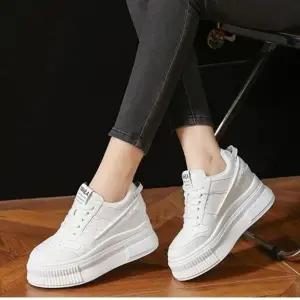 여성단화 슬립온 예쁜운동화 캐쥬얼운동화 운동 가을