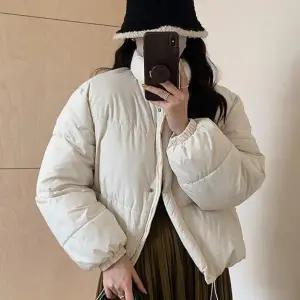 (색상 아이보리)HL] 크롭티 패딩점퍼 여성 겨울 경량 짧은 iovry