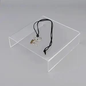 [하프클럽/]정사각 ㄷ형 아크릴 진열대 210x210x60mm 디피용진열