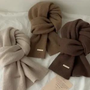 큰손 베이직니트목도리 목도리 무지 머플러 골지 겨울 여성패션 캐주얼 남녀공용 포근한 넥워머 데일