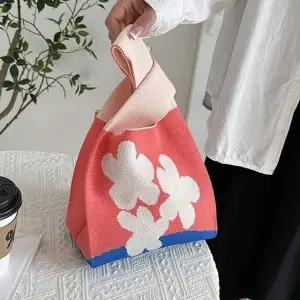 러블리 꽃무늬 니트 소재 마실룩 미니 토트백 쇼핑백 (WFKC7N6)