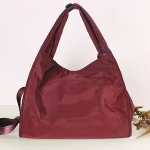 고품질 빅숄더백 여성 숄더백 가벼운 데일리 가방 와인딥레드 (WFKDX5O)