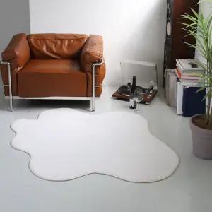 비정형 극세사 사계절 인테리어 러그 비러그 침실 거실 바닥 디자인 소파 침대