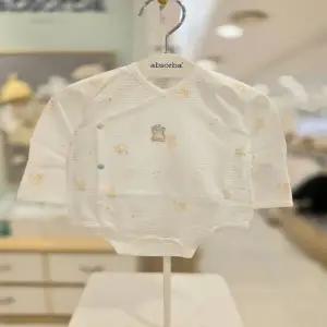 [압소바] (IV)(26년 봄신상품) 새싹곰 오가닉 배냇슈트 (A1A10122)