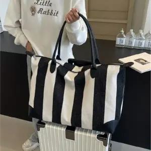 지앤지 여행용 케리어 결합 대형 스트라이프 보스턴백 캐리어보조가방