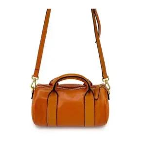 탑핸들 미니 망치백 가죽 원통형 토트 크로스백