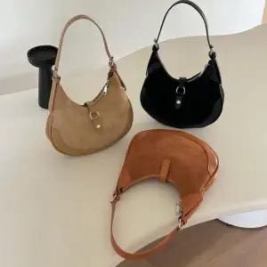 가죽 숄더백 크로스백 미니버클 투웨이 스웨이드 가방 여성 겨울 부드러운