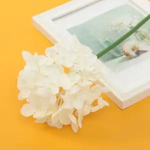 제이커 화이트 꽃보라 인테리어 셀프웨딩 인조꽃 장식 조화부케 수국