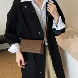 데일리백 여성 외출 사각 각진 스퀘어 체인 미니백 크로스백