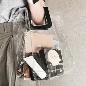 세련된비닐토드백 방수되는 여성PVC가방 여성PVC가방