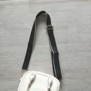 교체끈 크로스 바디 백 스트랩 와이드 가방끈 길이조절