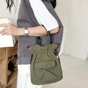 심플 복조리 디자인 전면 싱글포켓 스트랩오픈 토트백캔버스 여성서류가방 바스켓 왕골 라탄 미니 크로스에