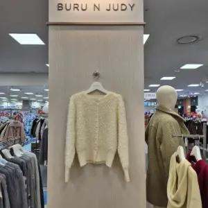 부루앤쥬디 HC42 메탈날개사가디건 메탈날개사가디건 BBSACD104B