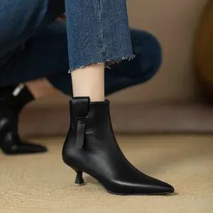 앵글숏부츠 앵글 뽀족코 가죽 플랫 슬림 부츠
