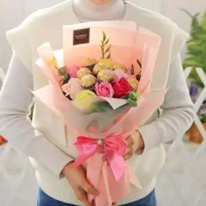 초콜릿 꽃다발 핑크 컬러 달콤한 사탕 부케 졸업식 학예회 기념 선물 소품