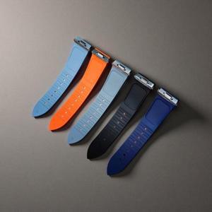 까르띠에 산토스 FKM 러버 시계줄 L M 퀵 릴리즈 오리지널 버터플라이 버클 디자인  남성용 밴드에 완벽하