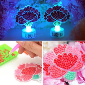 [문구티쳐] 민화샵 카네이션 보석십자수 아크릴 무드등 어버이날 스승의날 diy 만들기세트 LED 수면등