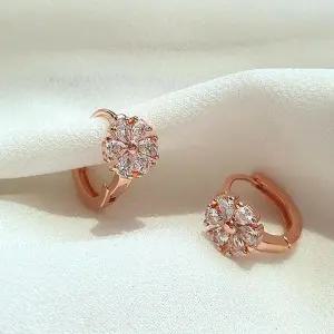 [셀러허브]여자 꽃무늬 링 큐빅 금색 쁘띠 원터치 귀걸이 (S10705197)