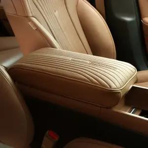 루젠 디 올 뉴 그랜저 GN7 콘솔쿠션 자동차 팔걸이쿠션 암레스트