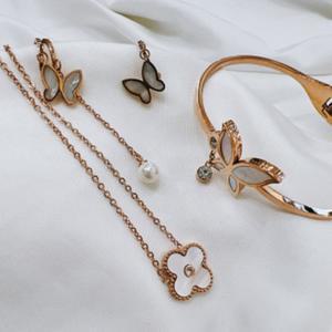 써지컬스틸 고급형 나비 자개 귀걸이 목걸이 뱅글 팔찌